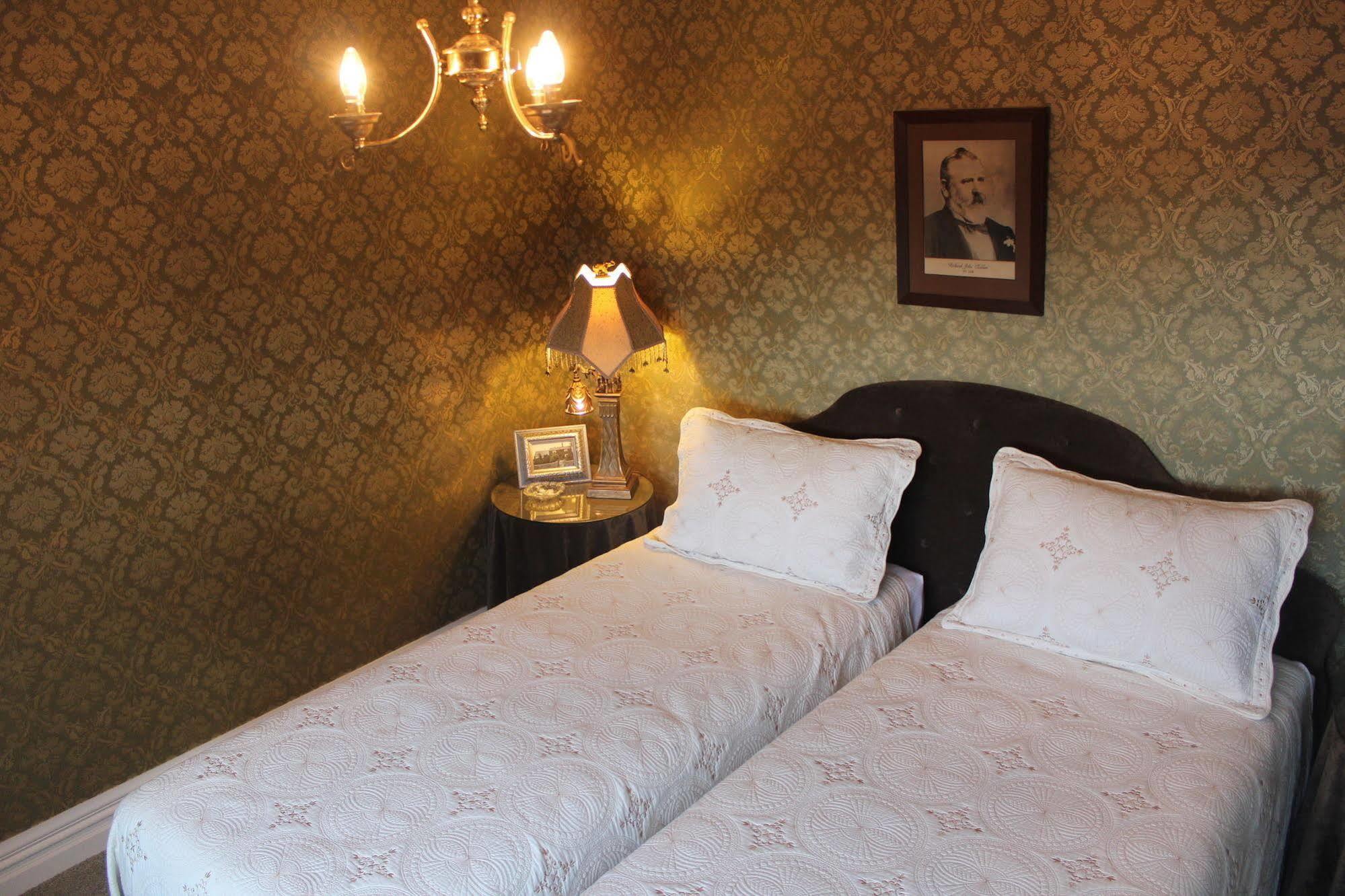 Theatre Royal Hotel Kumara Luaran gambar